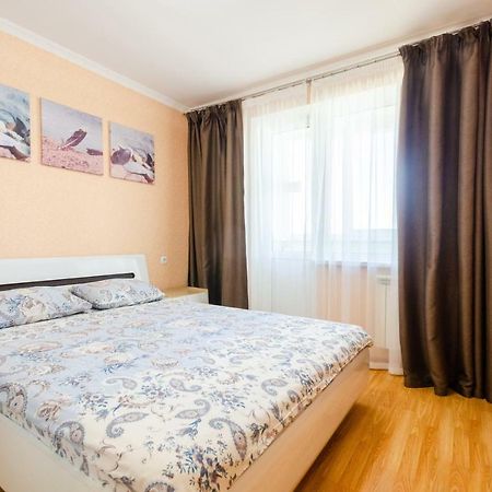 Artal Apartment On Obolonskaya Square 3 키예프 외부 사진